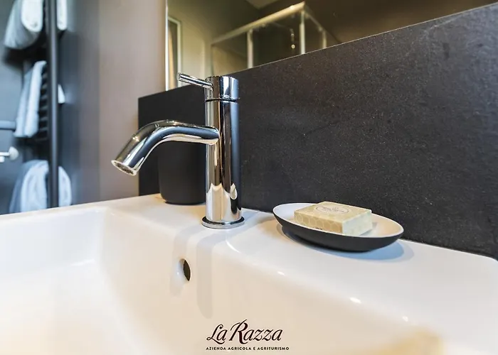 Agriturismo La Razza Bauernhof *