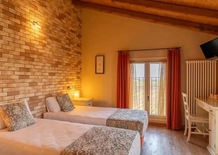 Agriturismo La Razza Bauernhof *