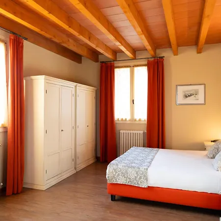 Agriturismo La Razza Farm stay